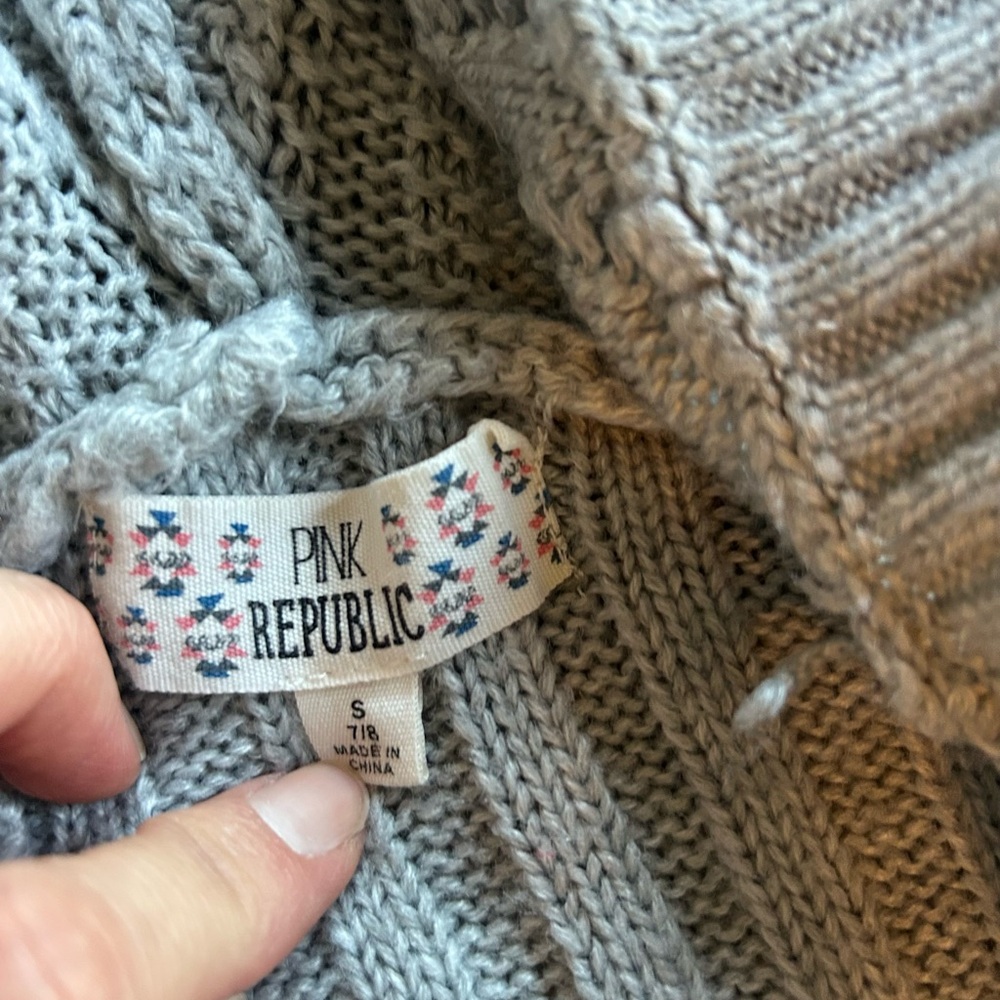 5 Dusters/Sweater/Tops Bundle - Picture 4 of 6